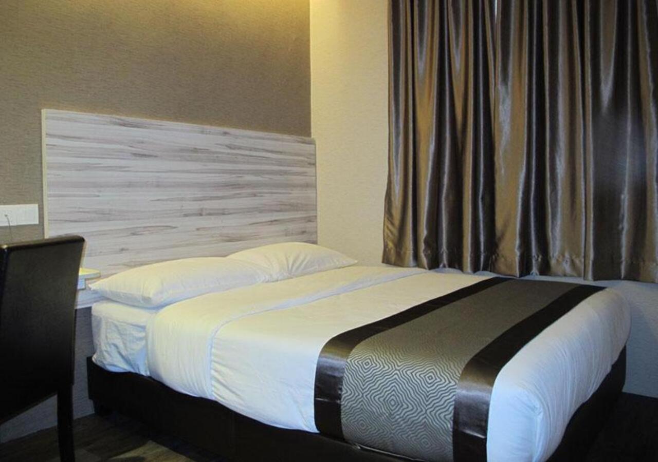 Hotel Austin Paradise - Taman Pulai Utama Skudai Exterior foto